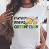 St Patrick&#39;s Day Everybody In The Pub Gettin Tipsy Shamrock TShirt