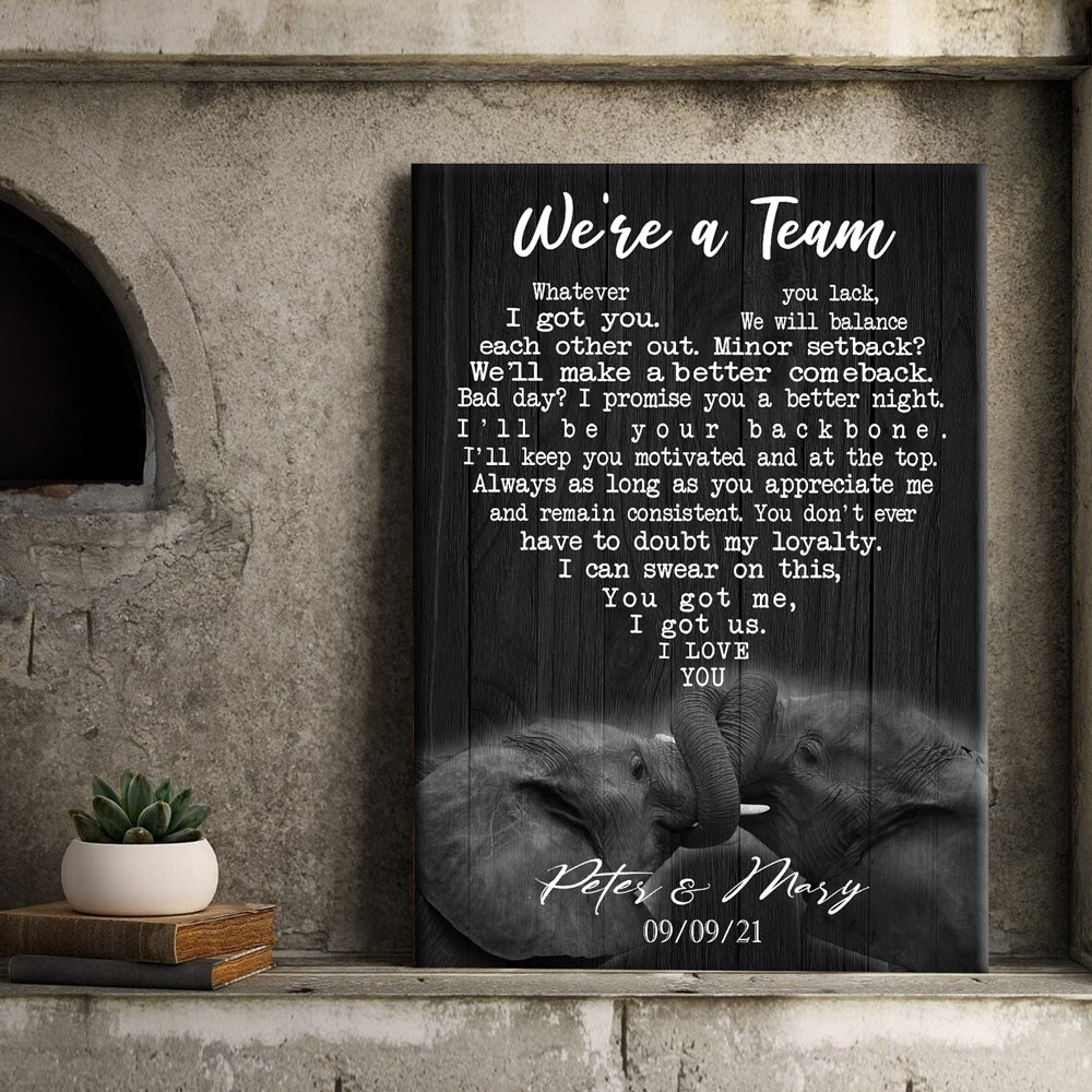 77005-Trunk Lock Elephants We're A Team Black Personalized Canvas H3